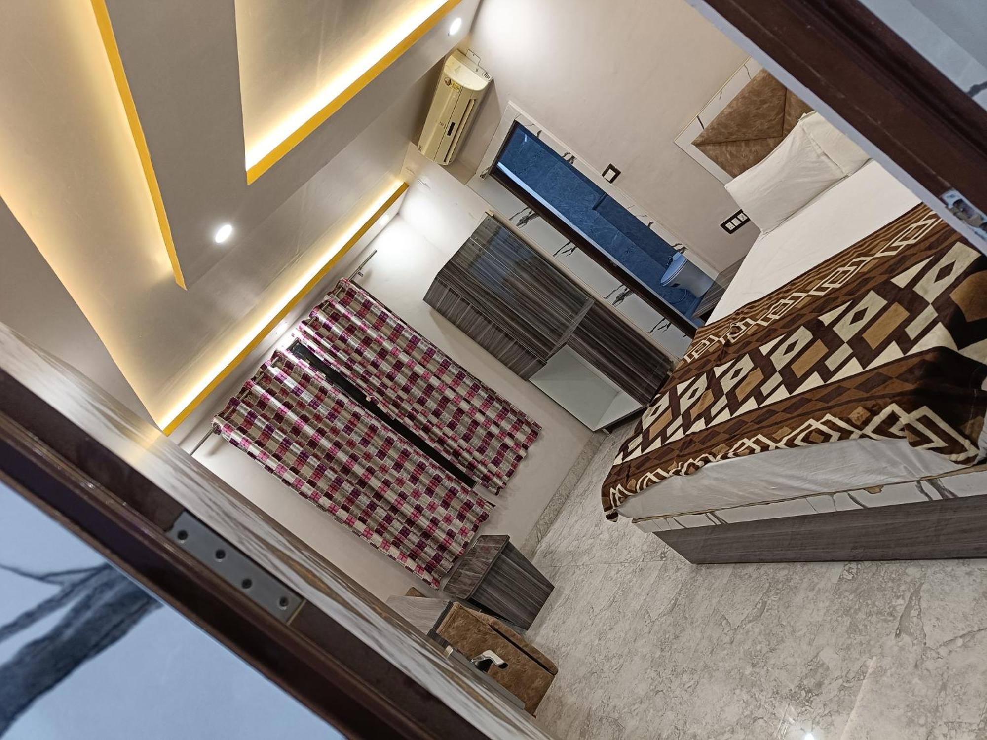 Pragya International — Photos 1